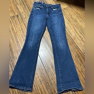 American Eagle women’s High Rise Skinny Kick 4 short